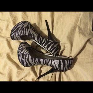 Glitter zebra heels 6 1/2 $25