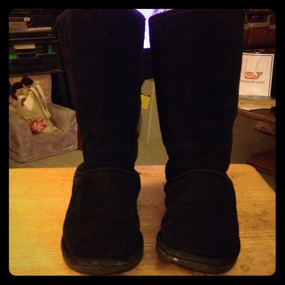 Bearpaw ugg boots