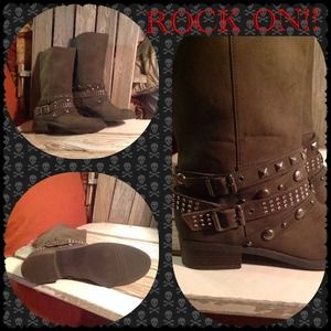 Vera Wang Rocker Boots size 9M