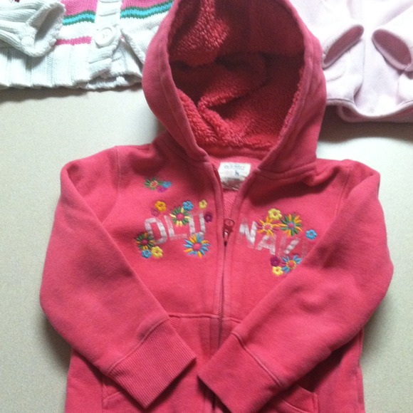 SOLD!!!GIRLS CLOTHES - Picture 3 of 4