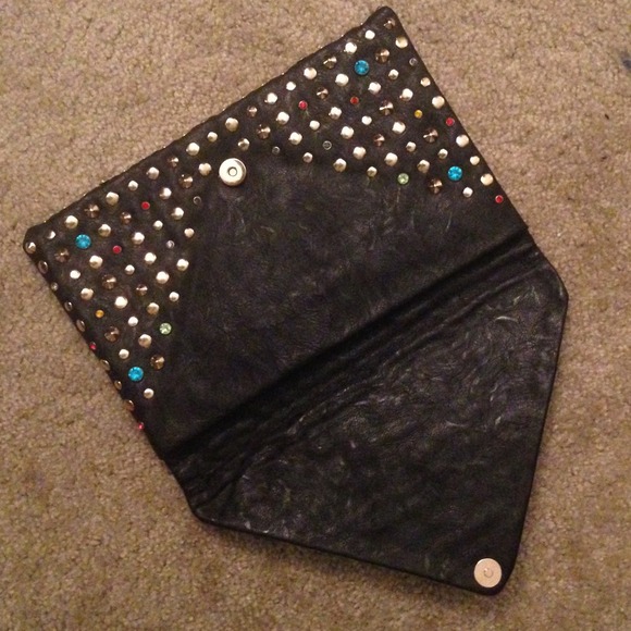 NEW Zara BLACK gold color STUDDED envelope clutch - Picture 3 of 3