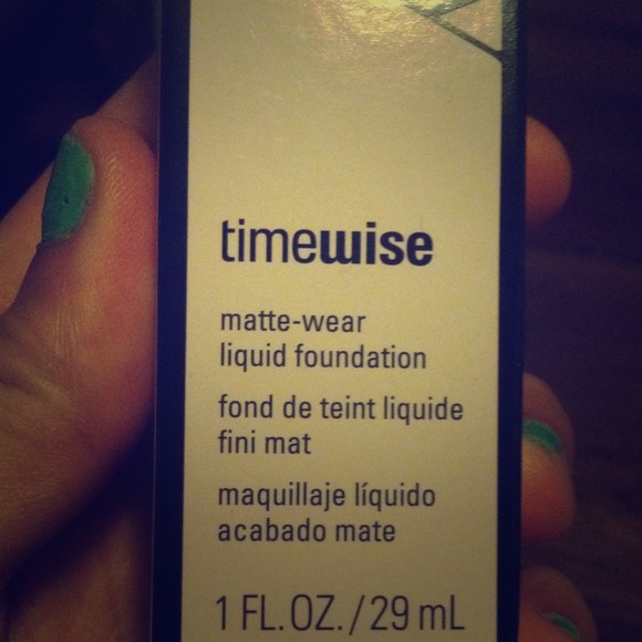 @j_marsik reserved trade Mary Kay matte foundation