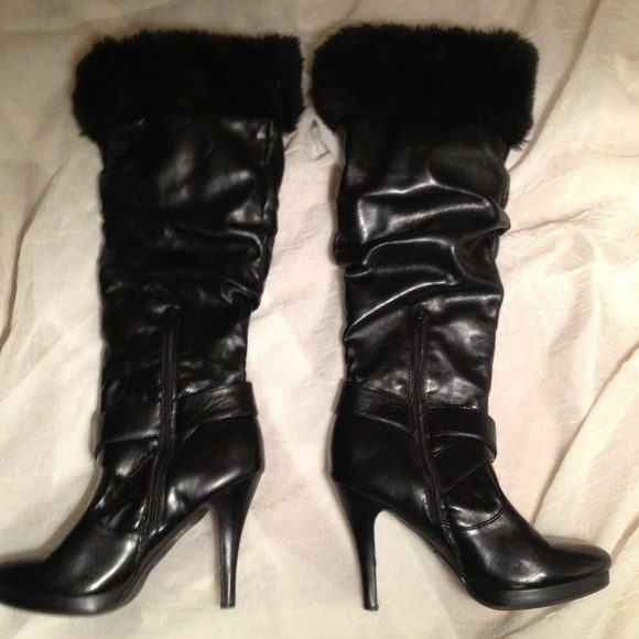 Size 7 1/2 Black Stiletto Boots by Madeline Stuart - Picture 2 of 3