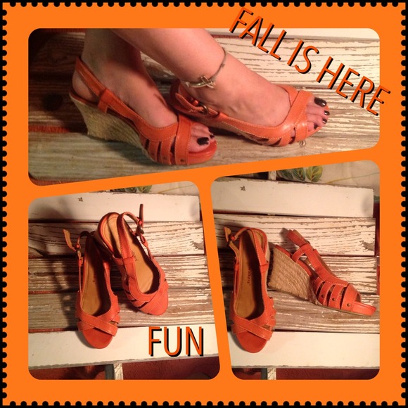 Burnt orange wedges size 10