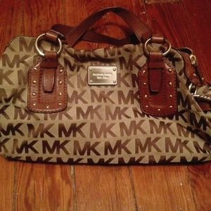 🔴ON HOLD UNTIL MONDAY🔴 MK Purse 💋