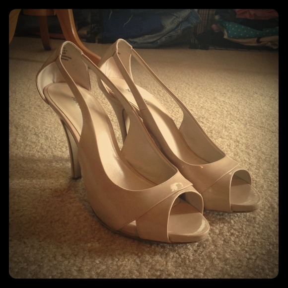 ❎BUNDLED❎Nude peep toe heels