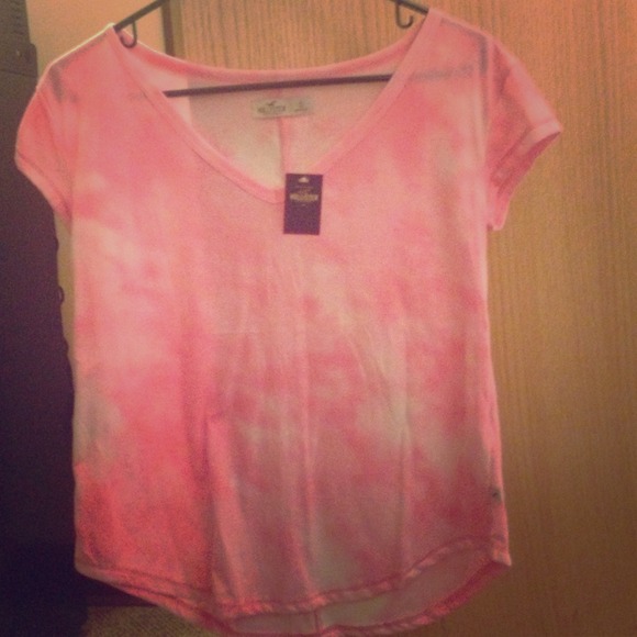 NWT Hollister Pink/White tyedye shirt - SM