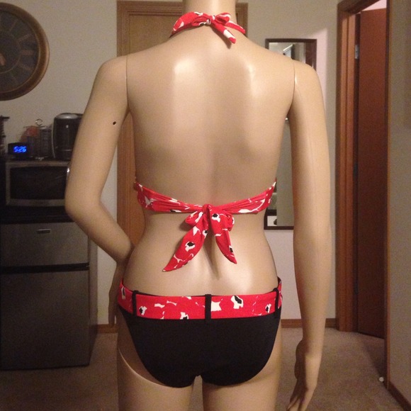 Victoria's Secret Swimsuit - Picture 2 of 3