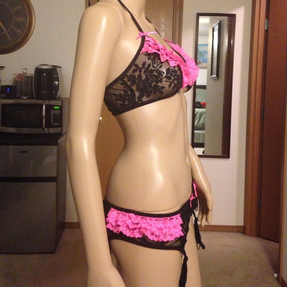 Black&Pink Lace Lingerie - Picture 3 of 3