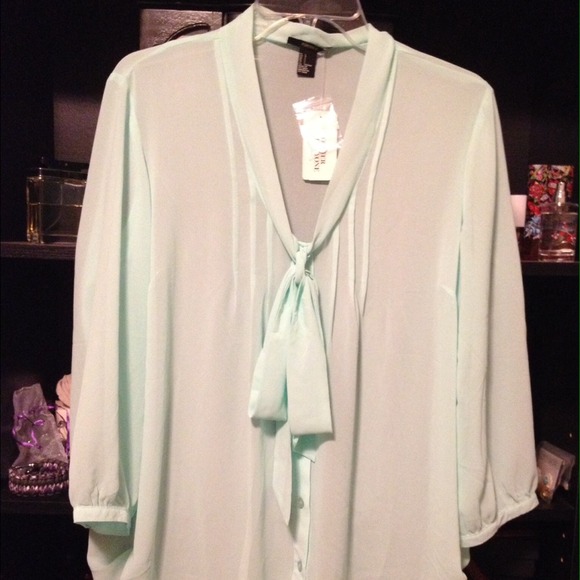 🚫Sold🚫New Mint green Forever 21