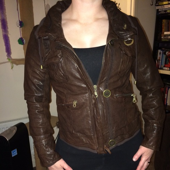 Leather jacket - Picture 4 of 4