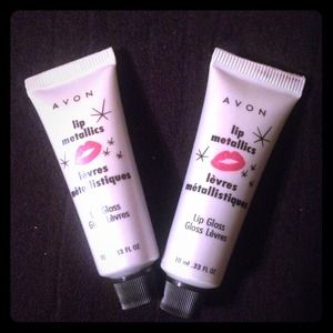 New AVON lip gloss
