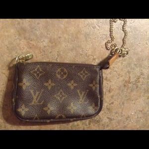 Louis Vuitton Mini Pochette