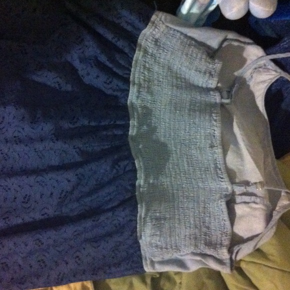 Jean/Blue Lace Dress - Picture 4 of 4