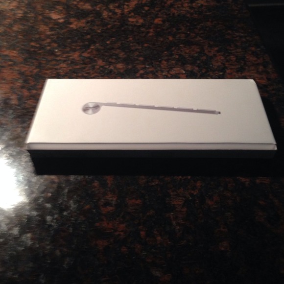 Apple wireless keyboard