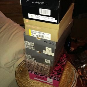 ✳️😍👏ALL SHOES IN THIS BULK 💲25 and under!