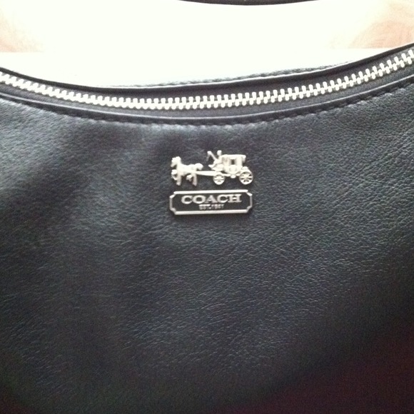 Sold! Bundled with coach Wristlet to bag junkie.