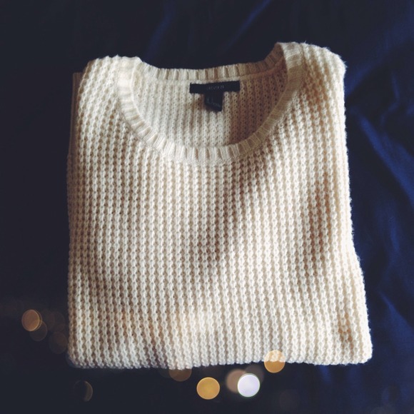 Oversized cream knit sweater 💕 NWOT