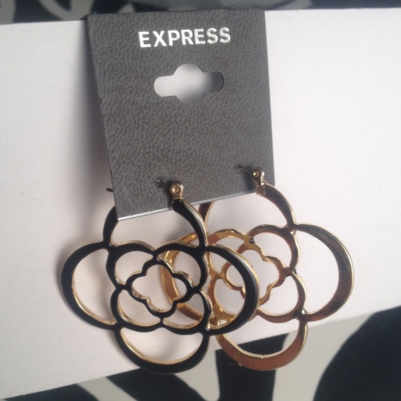 1/2 off  black and gold earrings!!!!!
