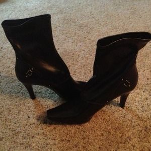 New Marc Fisher brown boots 9.5