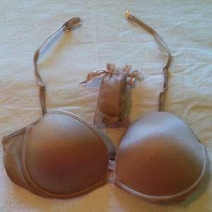 Victoria Secret Very Sexy strapless multi nude