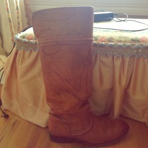 Frye- Melissa Trapunto Saddle