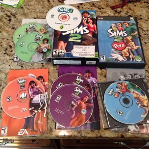 🚫 reserved for elenbay Sims 2 CDs