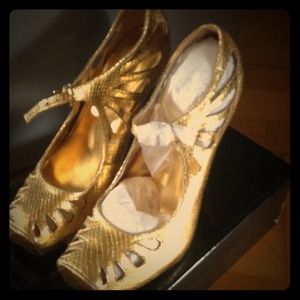 Gold Pink Duchess heels