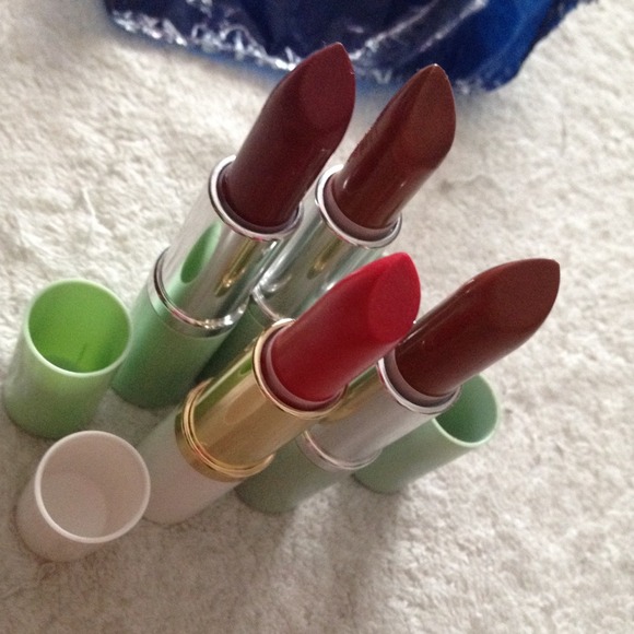 🚫TRADED🚫LS colors in makup bundle🎀@slivermint🎀