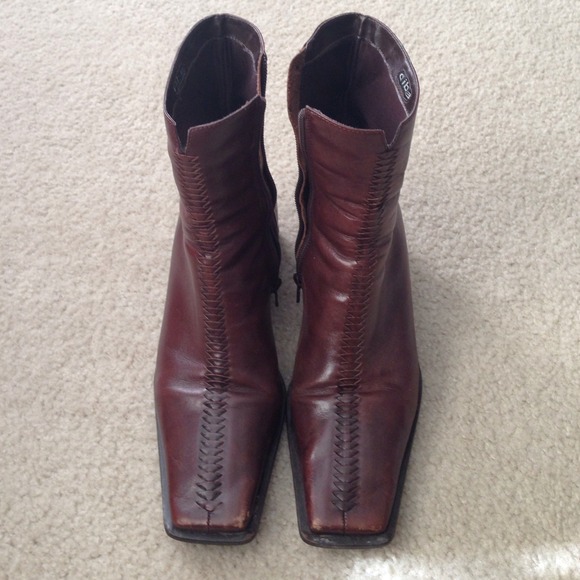 Chocolate brown ankle boot