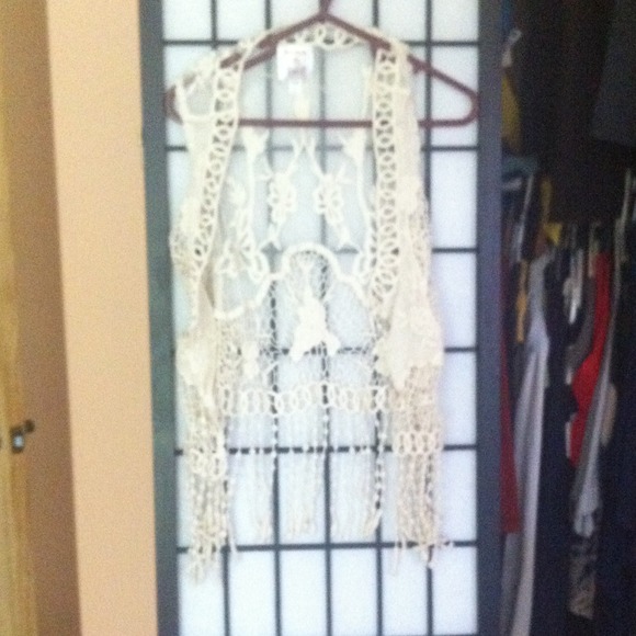 Crotchet vest