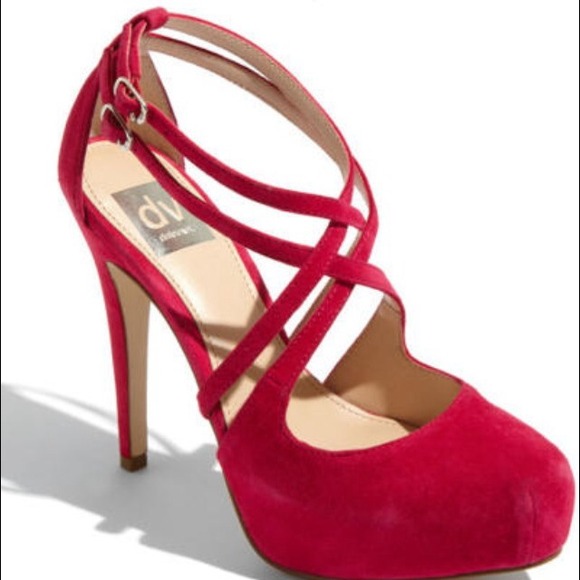 Dolce Vita Shoes - 🎉🎉Host pick 8/2 Boho babe party🎉🎉Dolce Vita