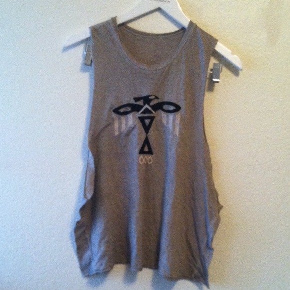 Brandy Melville embroidered muscle tee