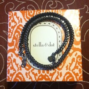 SOLD!! 💯 Authentic Stella & Dot silver bracelet