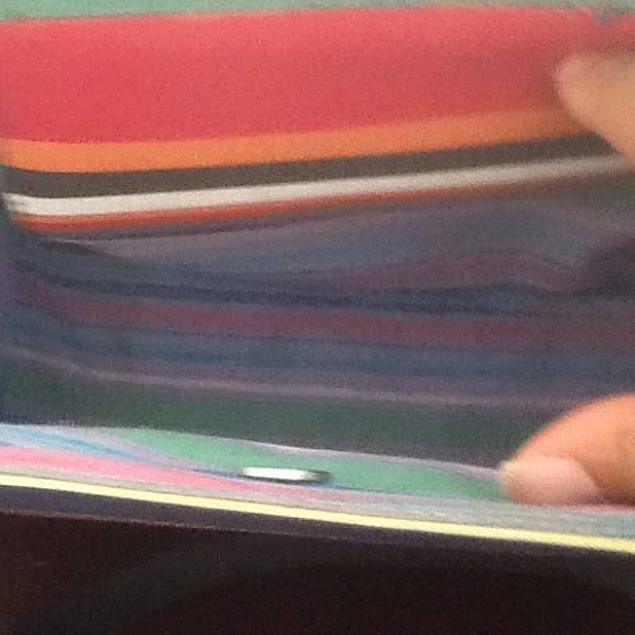 Multi color stripe handbag - Picture 3 of 4