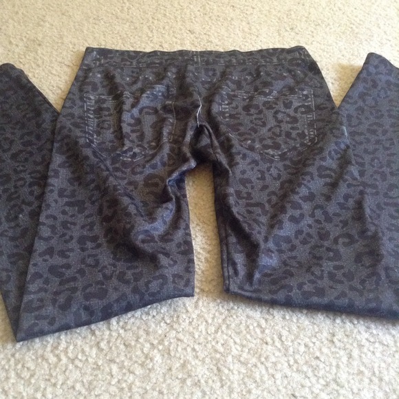 📦SOLD📦 Croy    Stylish leopard print leggings