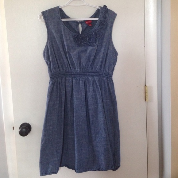 Chambray dress 🚫traded🚫