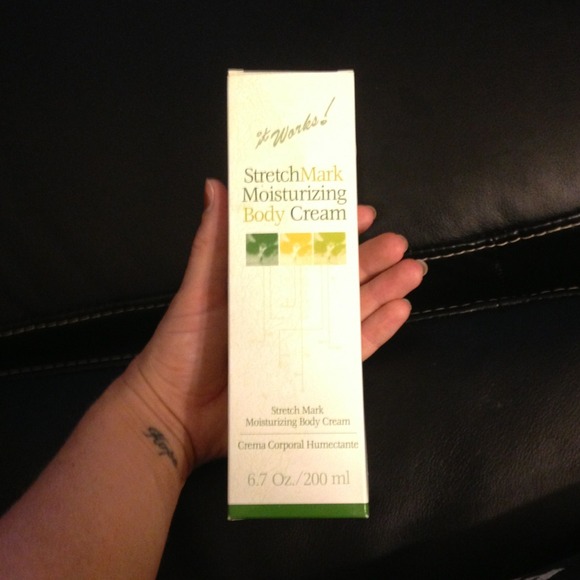 Stretch mark cream
