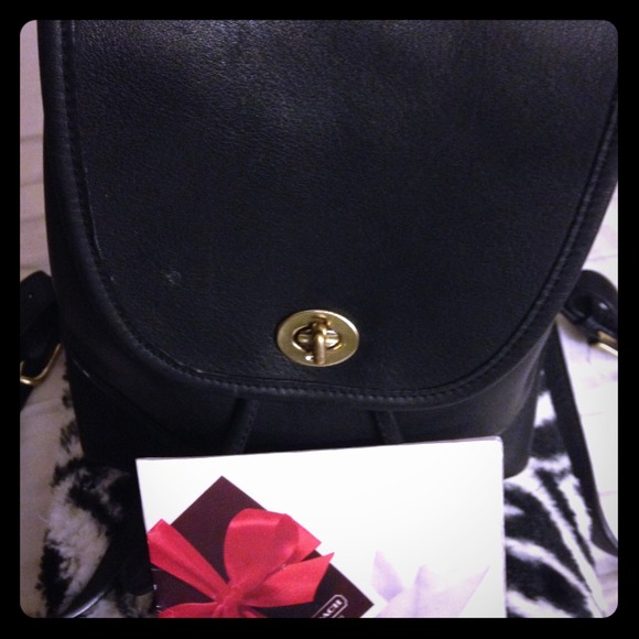 PRICE ✂️ 💯% AUTHENTIC COACH BACKPACK