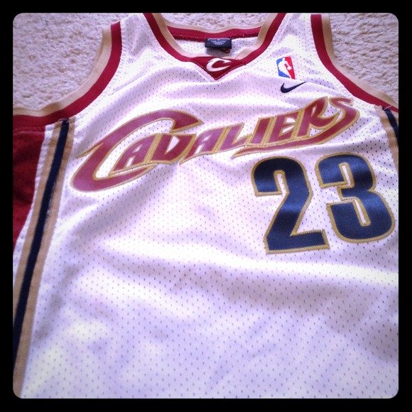 Cavaliers jersey