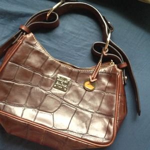 Vintage Dooney and Bourke bag 👛
