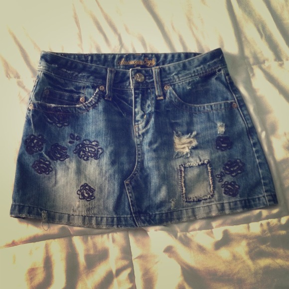 Cute Denim American Eagle Mini Skirt