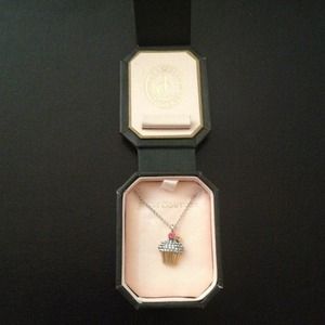 Juicy cupcake necklace never worn and kate spade