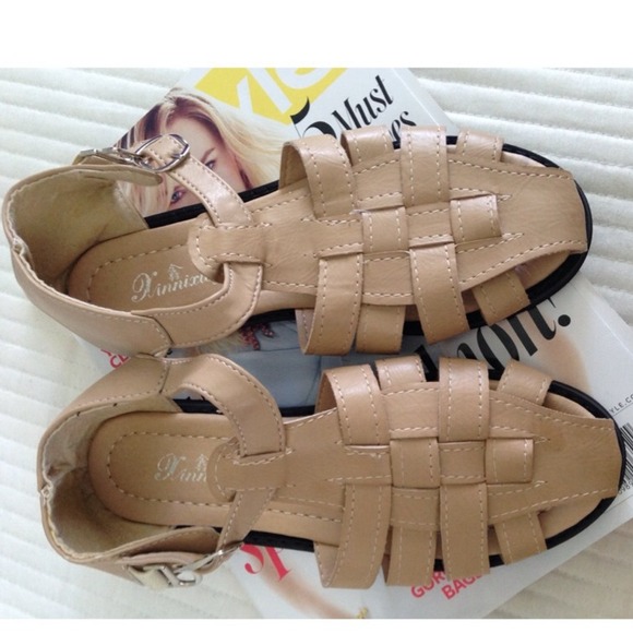 🚫SOLD🚫 - Picture 2 of 4