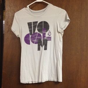 Volcom t-shirt