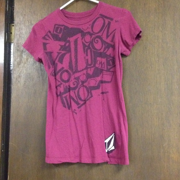 Maroon Volcom T-shirt
