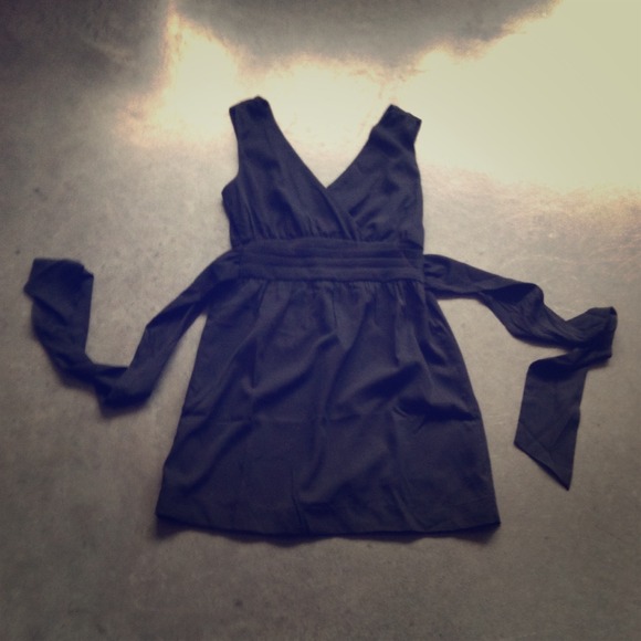 ✳️sold✳️ Little black gap dress