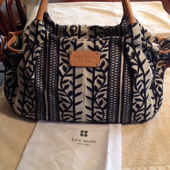 kate spade Handbags - .KATE SPADE NAVY &CREAM EMBROIDERED BAG