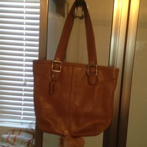 REDUCED. Authentic coach tote