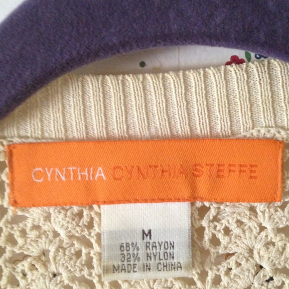 Cynthia Cynthia Steffe sweater top - Picture 3 of 3